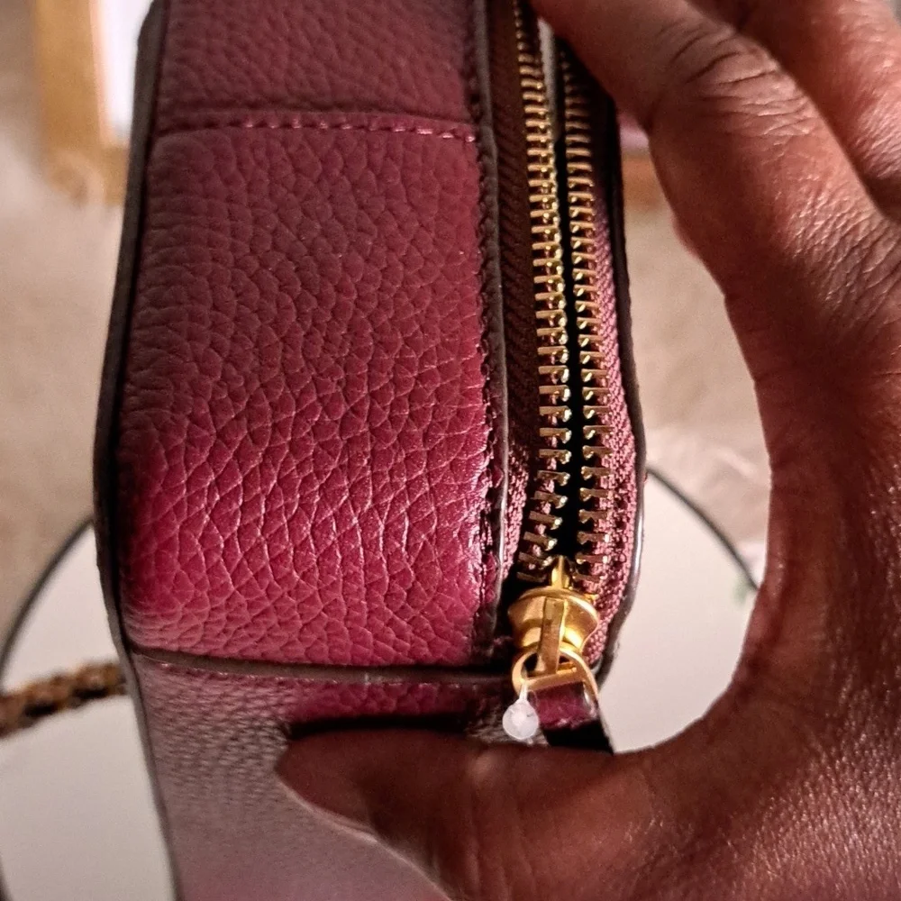 Tory Burch NWOTs Britten Small Top Handle Case